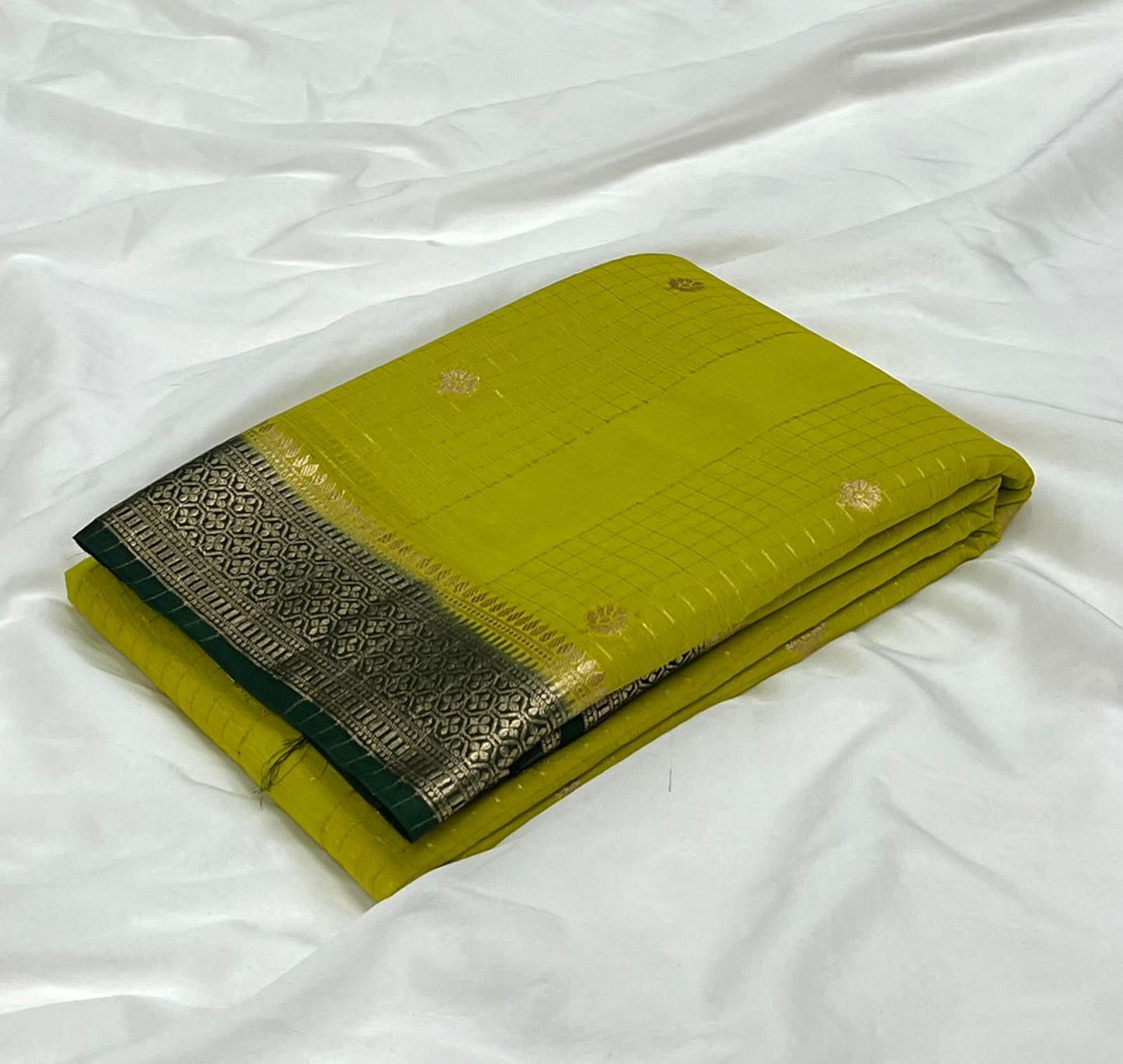 EXCLUSIVE GEORGETTE CHECKS