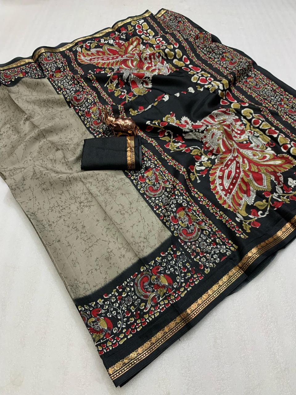 Soft Linen Sarees