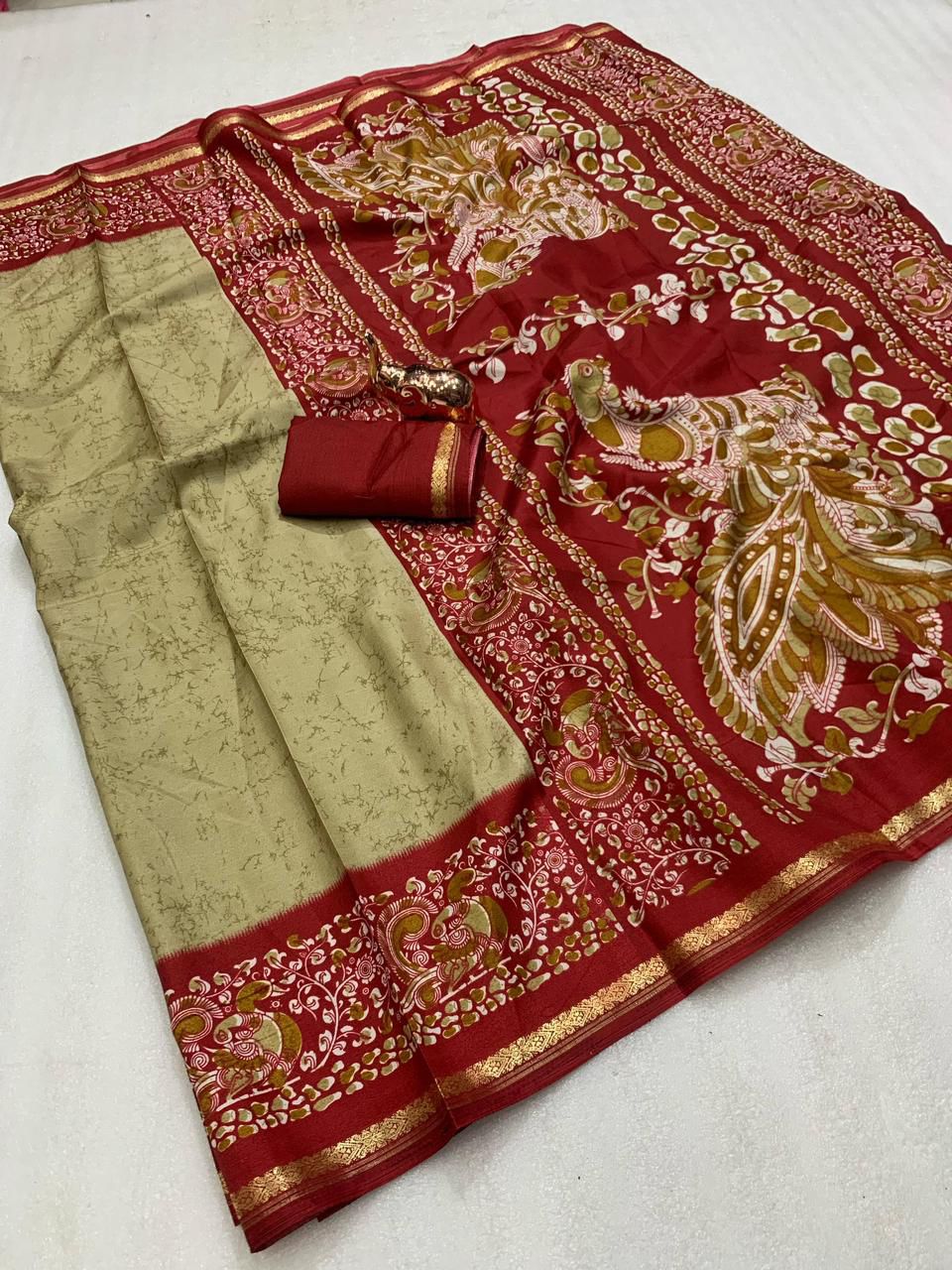 Soft Linen Sarees